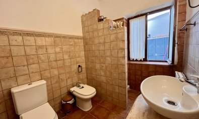 Resale - Villa -
Cabo Roig