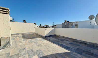 Bestaande bouw - Villa / Halfvrijstaand -
Torrevieja - El Chaparral
