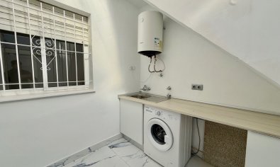 Bestaande bouw - Villa / Halfvrijstaand -
Torrevieja - El Chaparral