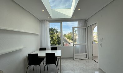 Reventa - Duplex -
La Mata