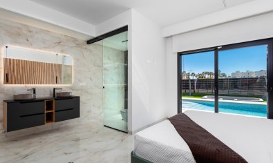 Nieuwbouw Woningen - Villa -
La Finca Golf