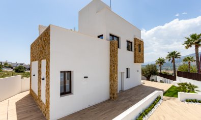 Obra nueva - Villa -
Finestrat