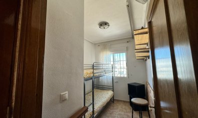 Te koop 3-Slaapkamer rijtjeswoning in Sol Golf, Orihuela Costa