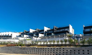 Modern ground floor apartment in Finestrat with terrace, 2 bedrooms, swimming pool