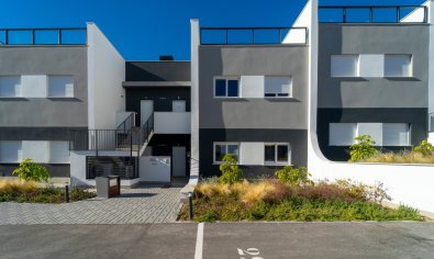 Modern ground floor apartment in Finestrat with terrace, 2 bedrooms, swimming pool