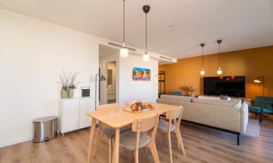 Modern ground floor apartment in Finestrat with terrace, 2 bedrooms, swimming pool