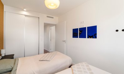 Modern ground floor apartment in Finestrat with terrace, 2 bedrooms, swimming pool