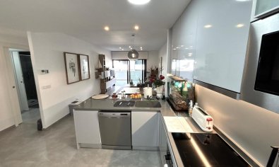Reventa - Apartamento / piso -
Orihuela Costa - Playa Flamenca