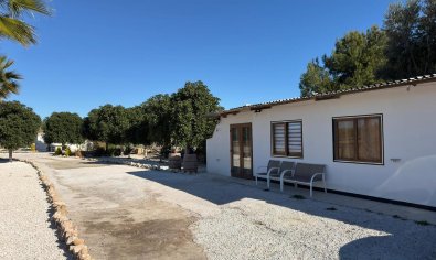 Resale - Land -
Algorfa