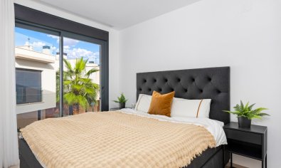 Bestaande bouw - Villa -
Cabo Roig