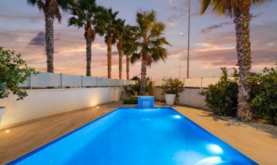 Bestaande bouw - Villa -
Cabo Roig