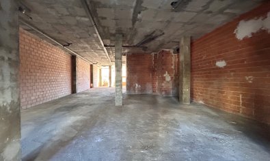 Reventa - Comercial -
Jacarilla