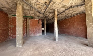 Reventa - Comercial -
Jacarilla