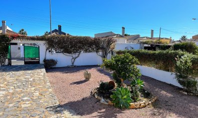 Reventa - Villa -
Torrevieja - El Chaparral