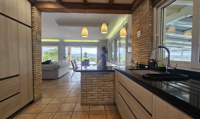 Resale - Villa -
Torremendo