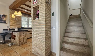 Resale - Villa -
Torremendo