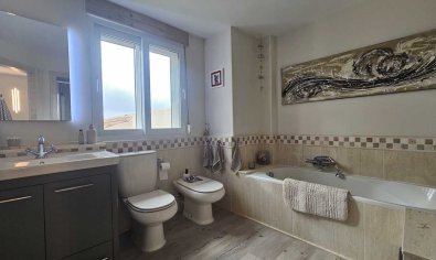 Resale - Villa -
Torremendo