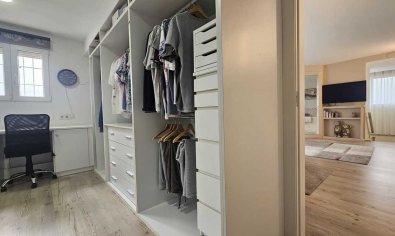 Resale - Villa -
Torremendo