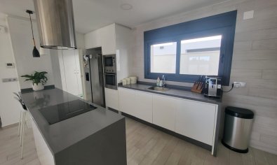 Modern corner home with private pool and sun deck in Daya Vieja, Costa Blanca