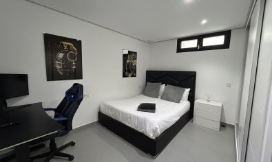 Bestaande bouw - Villa -
Torrevieja - Los Balcones