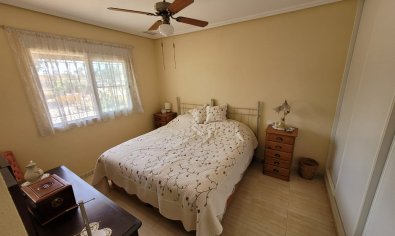 Resale - Country House -
Catral