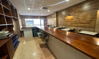 Bestaande bouw - Commercieel -
Torrevieja