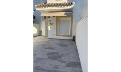 Resale - Townhouse -
Orihuela Costa - Playa Flamenca