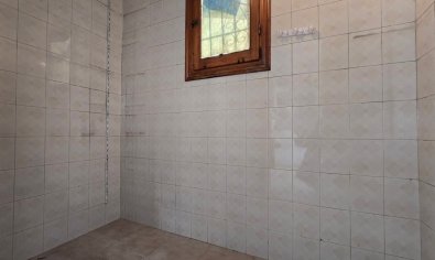 Resale - Villa -
Torrevieja - El Chaparral