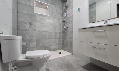 Resale - Villa -
Torrevieja - El Chaparral