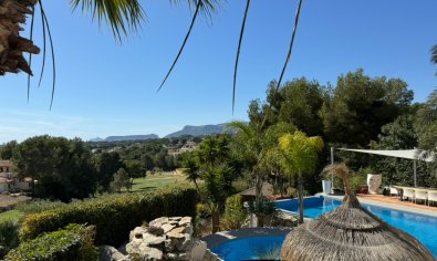 Resale - Villa -
Benissa