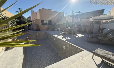 Bestaande bouw - Villa -
Orihuela Costa - La Zenia