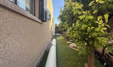 Bestaande bouw - Villa -
Orihuela Costa - La Zenia