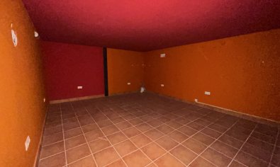 Bestaande bouw - Commercieel -
Villamartín - Villamartin