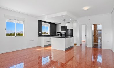 Charmant landhuis met gastenverblijf, zwembad en privacy in Dolores, Costa Blanca