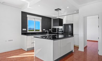 Charmant landhuis met gastenverblijf, zwembad en privacy in Dolores, Costa Blanca