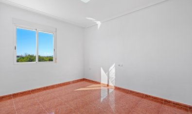 Charmant landhuis met gastenverblijf, zwembad en privacy in Dolores, Costa Blanca