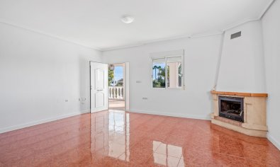 Charmant landhuis met gastenverblijf, zwembad en privacy in Dolores, Costa Blanca