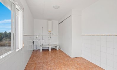 Charmant landhuis met gastenverblijf, zwembad en privacy in Dolores, Costa Blanca