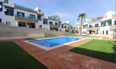 Obra nueva - Casa Adosada -
Bigastro