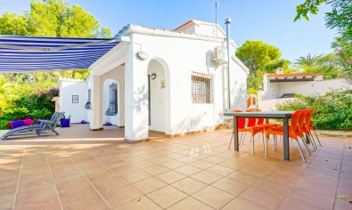 Bestaande bouw - Villa -
Denia - Corral de Calafat