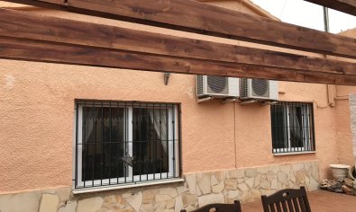 Bestaande bouw - Villa -
Albir