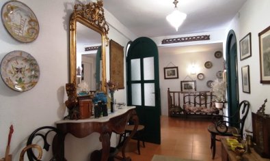 Exclusieve 19e-eeuwse finca in Alcoy met 10 slaapkamers en privézwembad