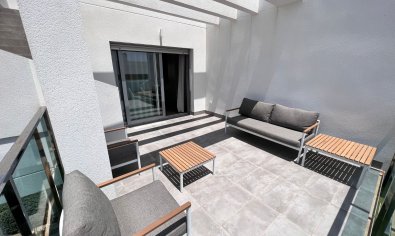 Reventa - Apartamento / piso -
Entre Naranjos - Vistabella - Entre Naranjos