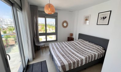 Reventa - Apartamento / piso -
Entre Naranjos - Vistabella - Entre Naranjos