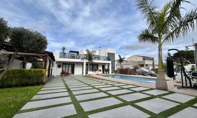 Reventa - Villa -
Torrevieja - Los Balcones