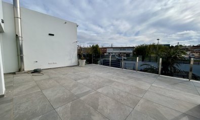 Resale - Villa -
Torrevieja - Los Balcones