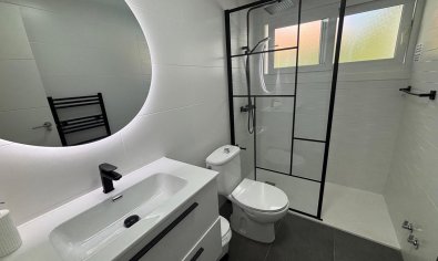Resale - Villa -
Dehesa De Campoamor