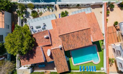Resale - Villa -
Dehesa De Campoamor