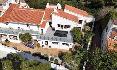 Resale - Villa -
Dehesa De Campoamor