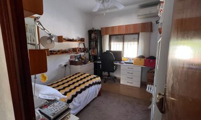 Bestaande bouw - Villa -
Cabo Roig